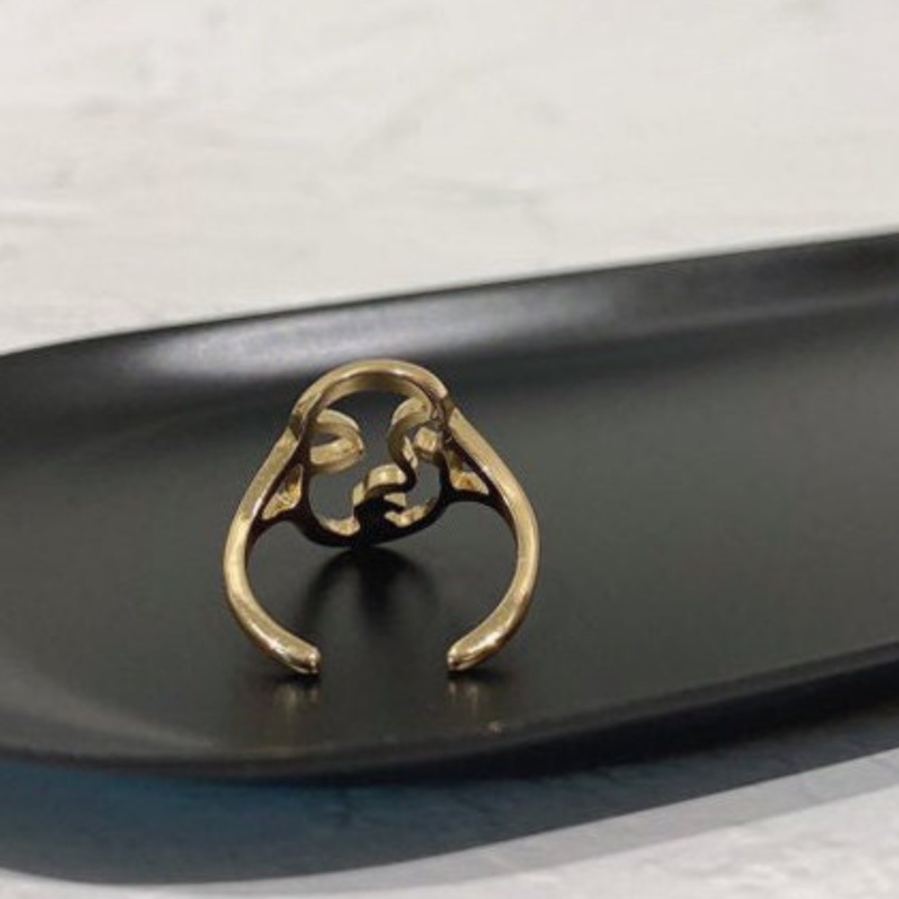 n e w | gold line art ring | fem ring ✨ - Picture 5 of 8